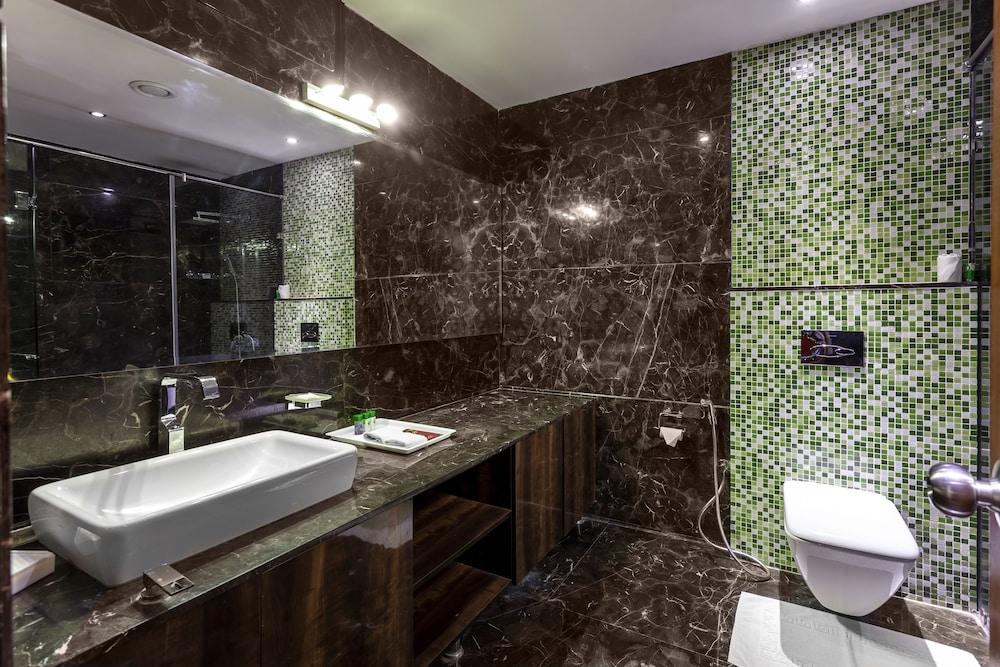 Atrio By Devam Hotel Gurgaon Bagian luar foto