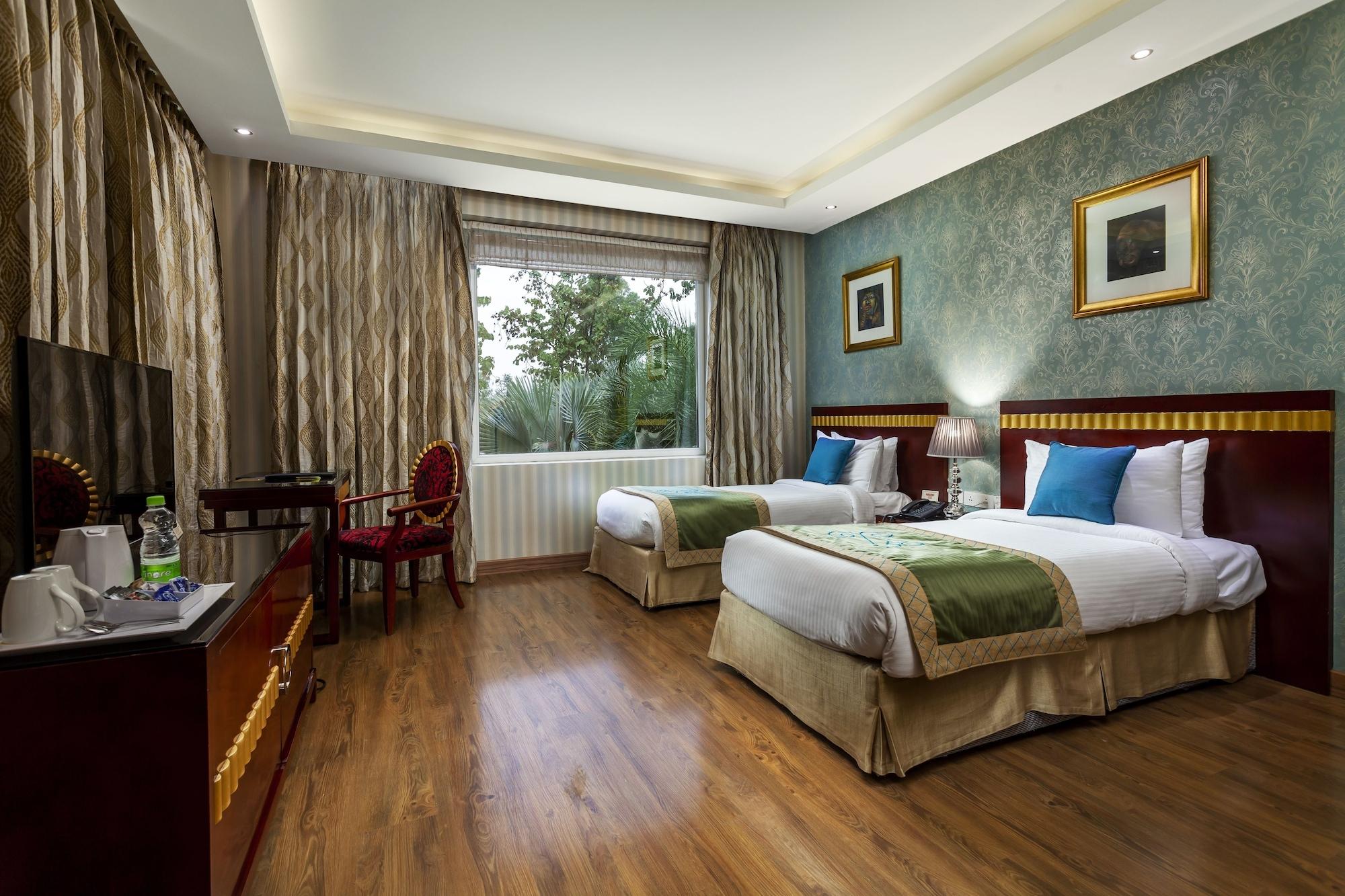 Atrio By Devam Hotel Gurgaon Bagian luar foto