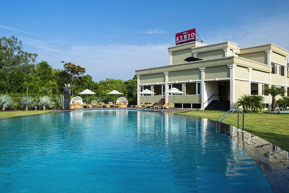 Atrio By Devam Hotel Gurgaon Bagian luar foto
