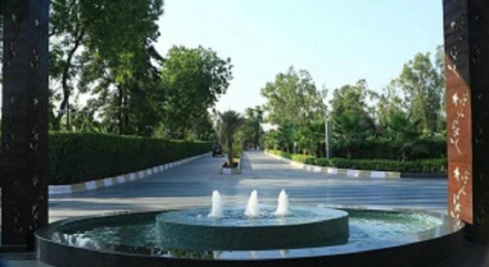 Atrio By Devam Hotel Gurgaon Bagian luar foto