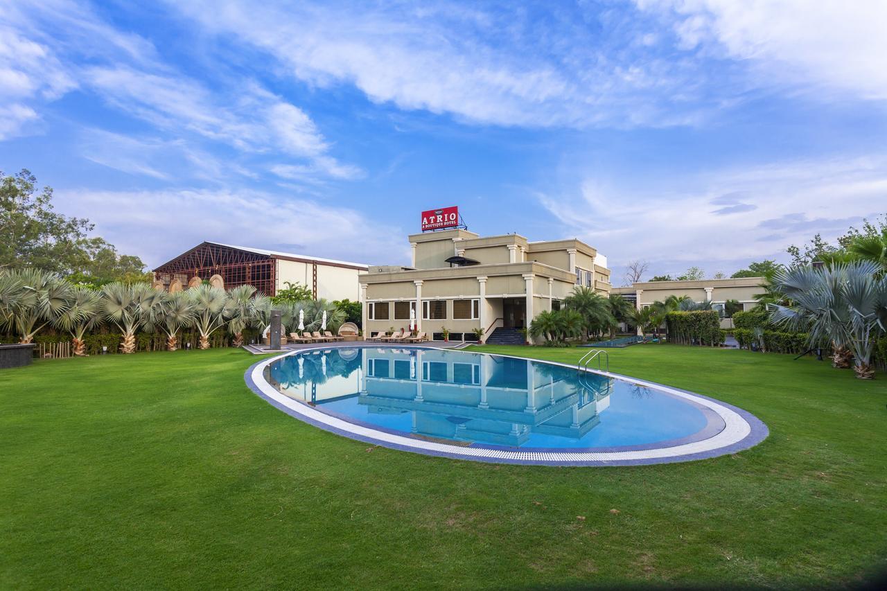 Atrio By Devam Hotel Gurgaon Bagian luar foto