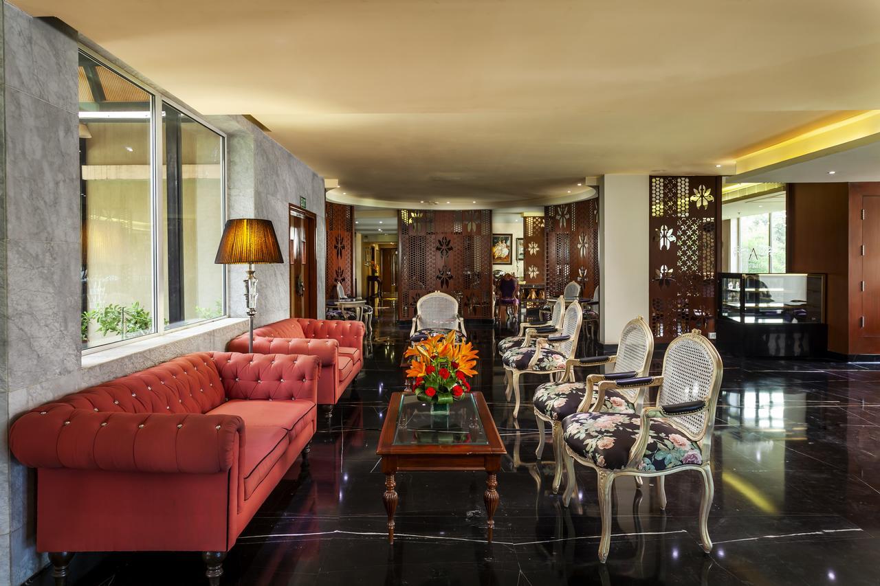 Atrio By Devam Hotel Gurgaon Bagian luar foto
