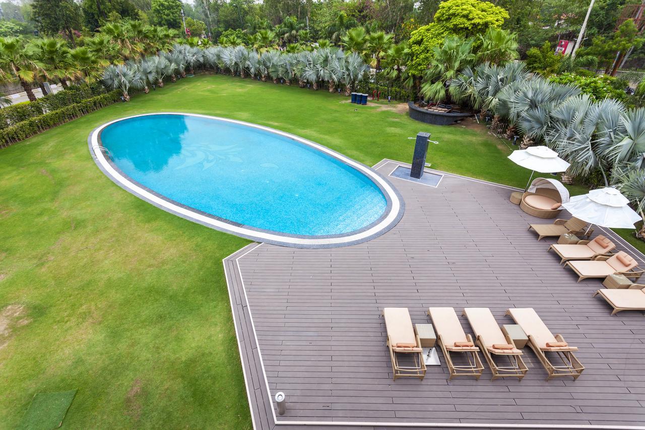 Atrio By Devam Hotel Gurgaon Bagian luar foto